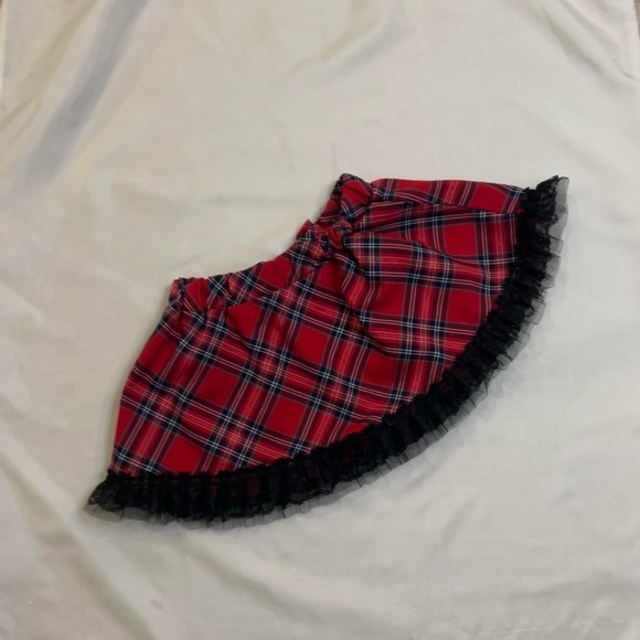 Red Plaid mini skirt 💋 - Picture 4 of 7
